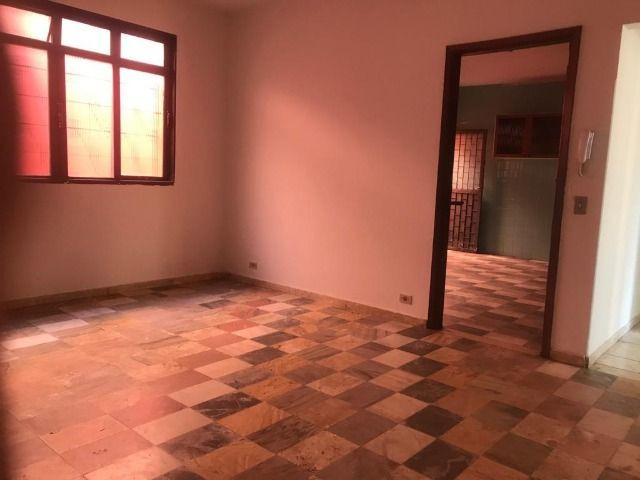 Casa - 4 quartos, setor dos funcionários, ótima oportunidade - Foto 3