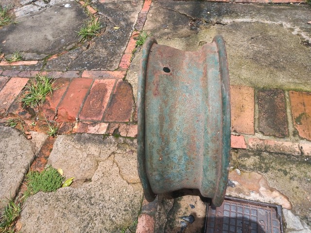 Roda fusca Kombi k guia  - Foto 2