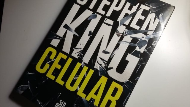 Livro Celular S. King