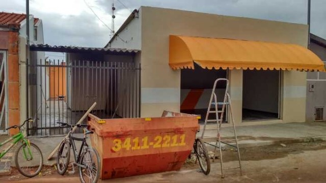 Casa com Loja comercial bairro Antônio Bráulio 