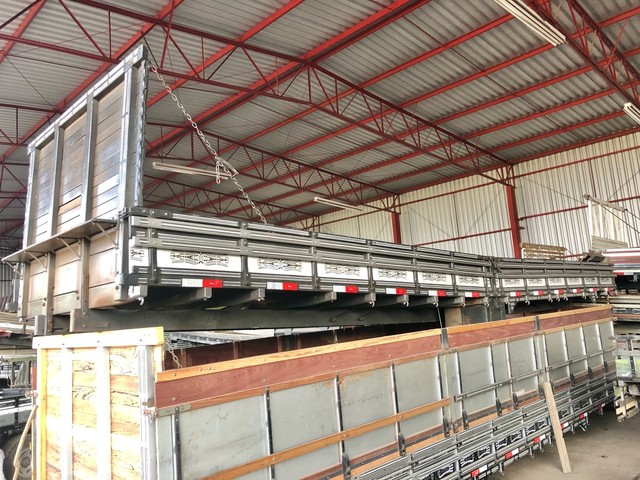 CARROCERIA MADEIRA BITRUCK 9,00