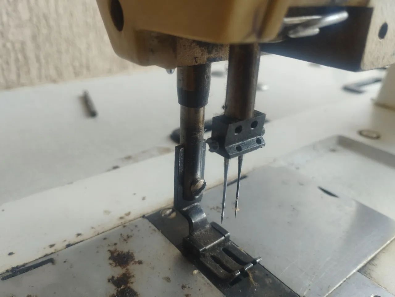 Máquina costura  - Foto 2