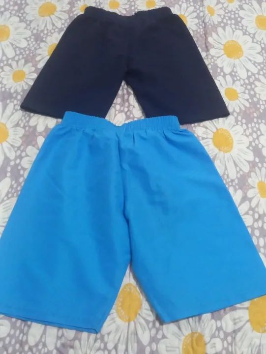 Bermudas tamanho 2 kit 2 peças usadas. - Foto 5
