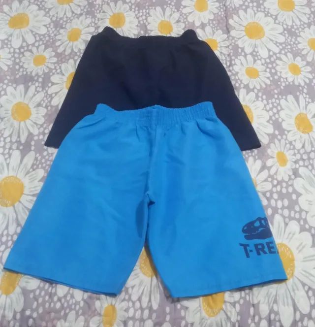 Bermudas tamanho 2 kit 2 peças usadas. - Foto 4