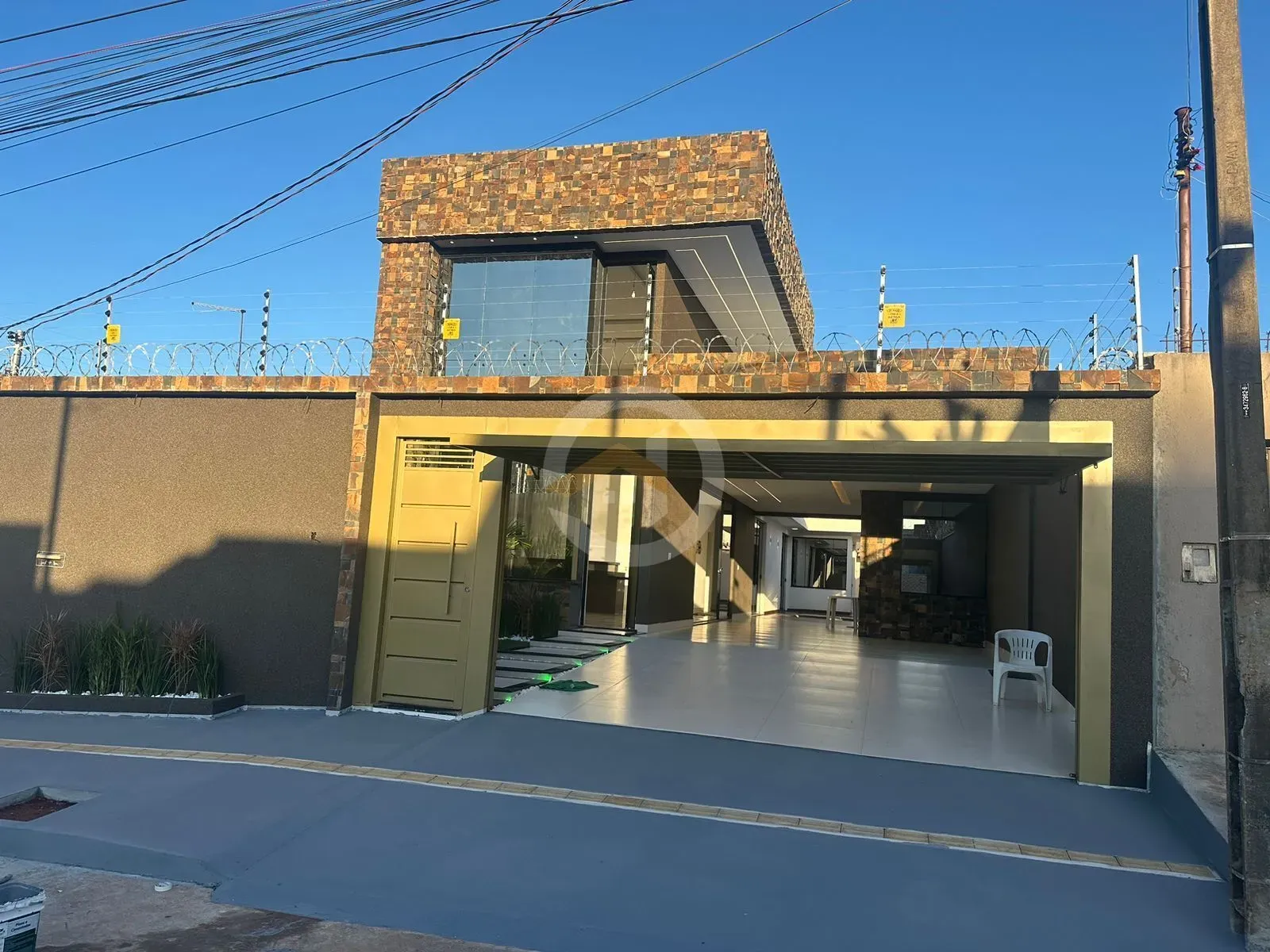 Casa no Setor Faiçalville com 4 suítes plenas