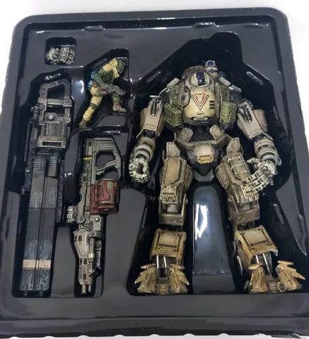 Square Enix Play Arts Kai Titanfall Atlas Original