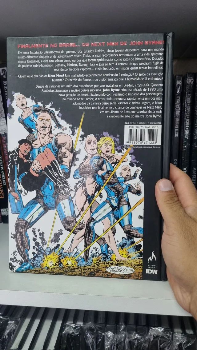 Hq - Mythos - Next Men - Edição de Luxo - John Byrne - Foto 2
