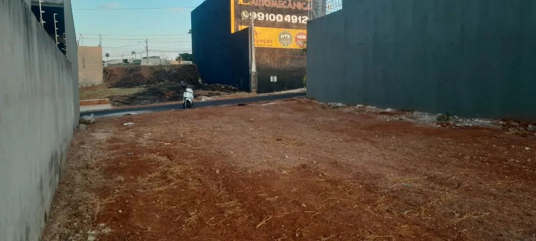 Terreno 200m² Residencial Vila Lobos em S.JRio Preto SP - Excelente localização no bairro.