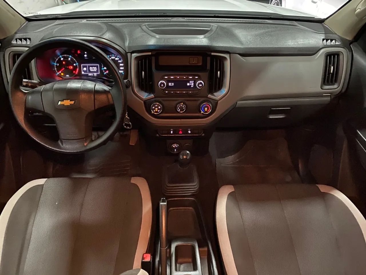 S10 LS 2.8 200CV 4x4 DIESEL - Ano:2022 - KM:21.000 - SÓ NA LEAL VEÍCULOS  - Foto 2