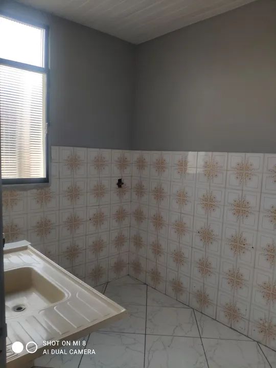 Aluga apto direto c/proprietário  no bairro inconfidentes  riacho