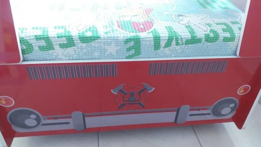 Cama Infantil Masculina Solteiro Caminhão de Bombeiro Vermelho com Colchão - Foto 3