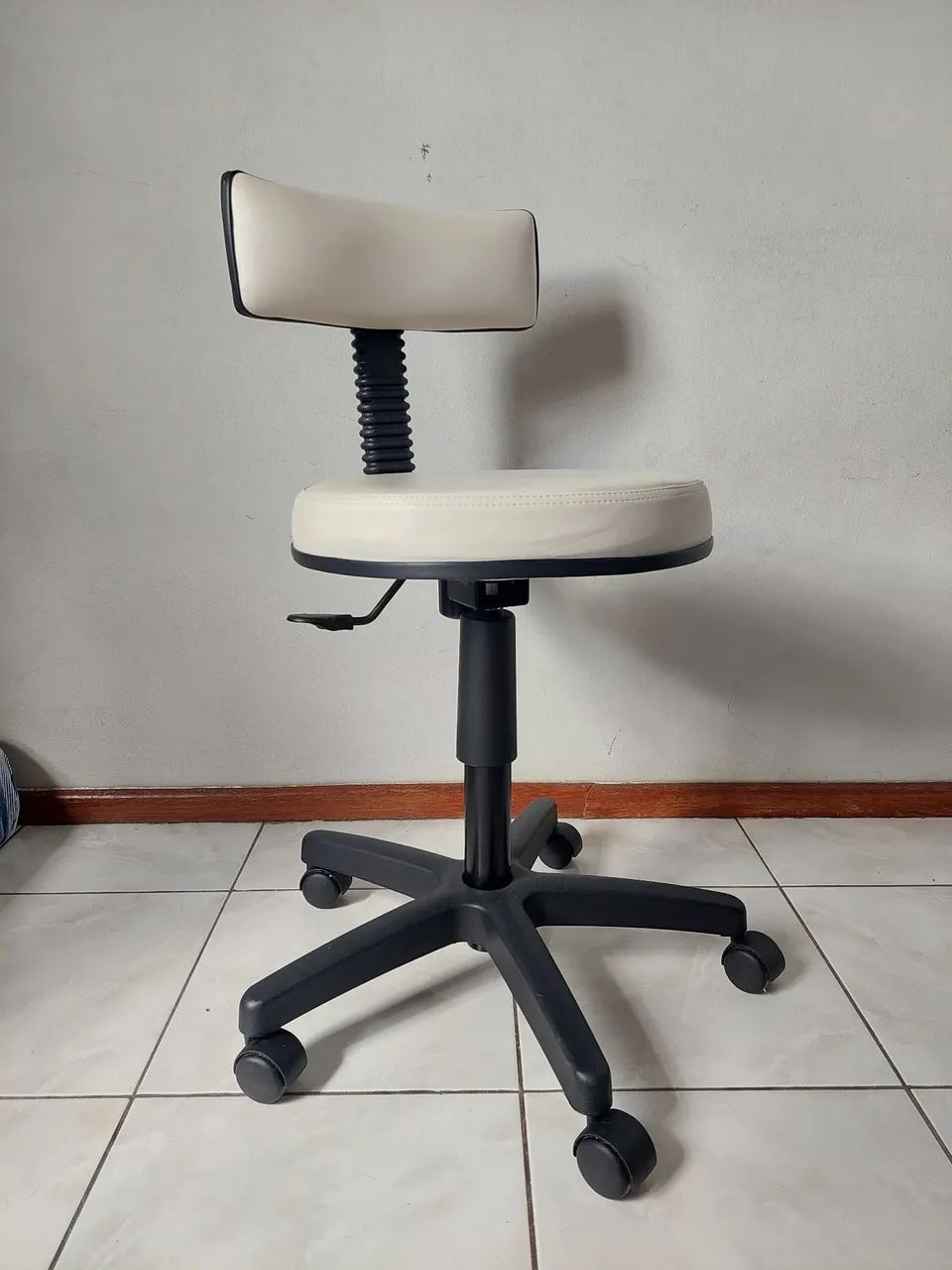 Cadeira Mocho Giratória Branca
