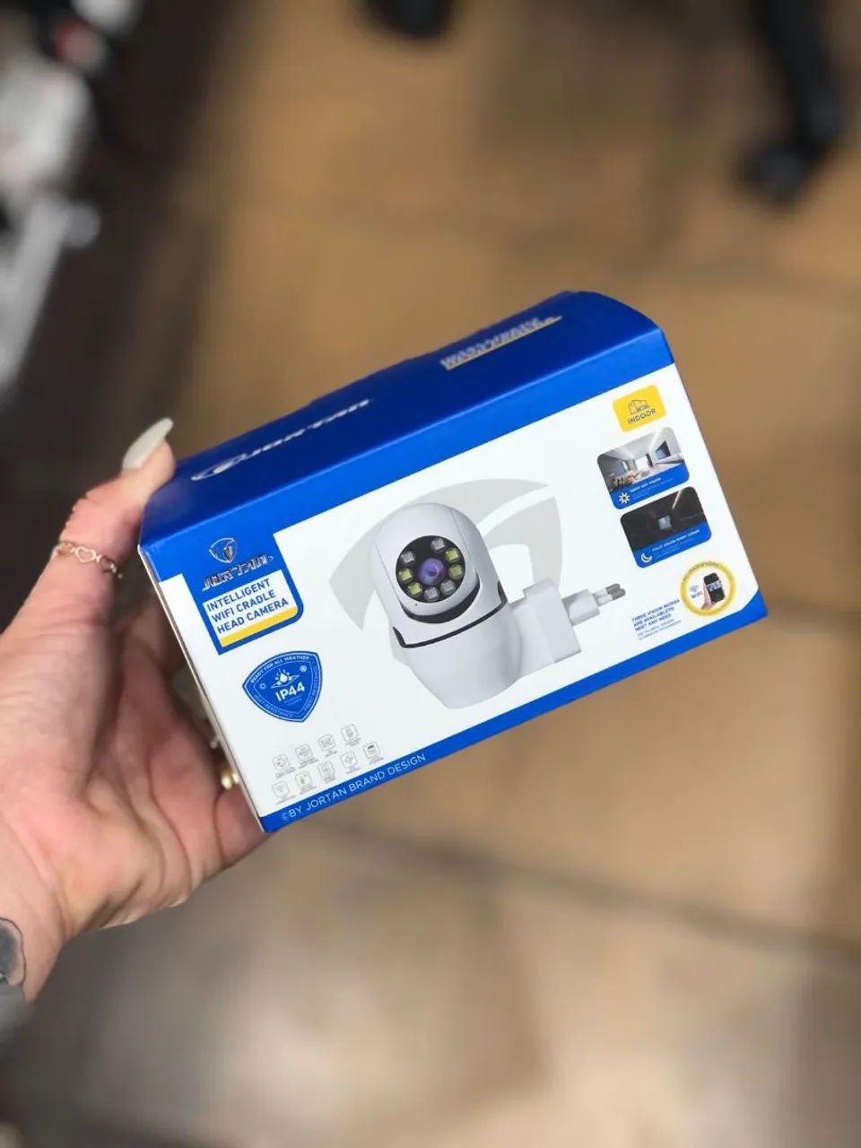 Câmera ip Wi-Fi com tomada acoplada Jortan 