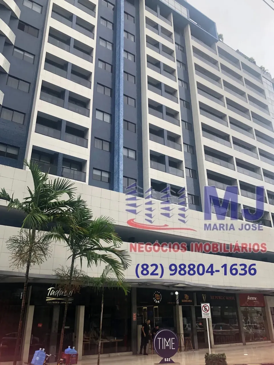 Excelente quarto e sala no edificil time, todo mobiliado na Ponta Verde - Maceió - AL