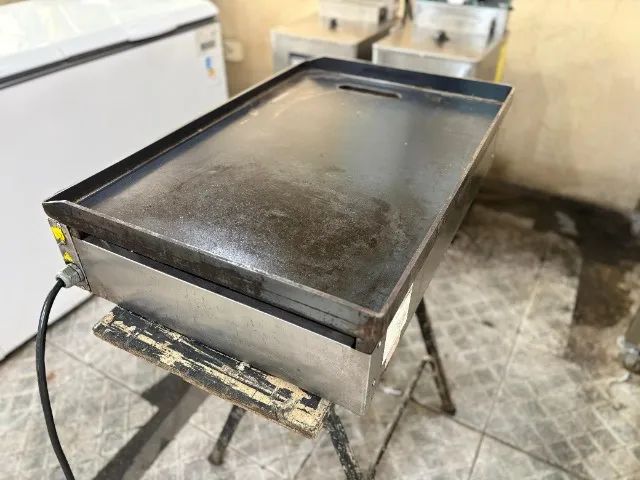 CHAPA METALCUBAS CBE800 L 80X52 CM 127V - Foto 3