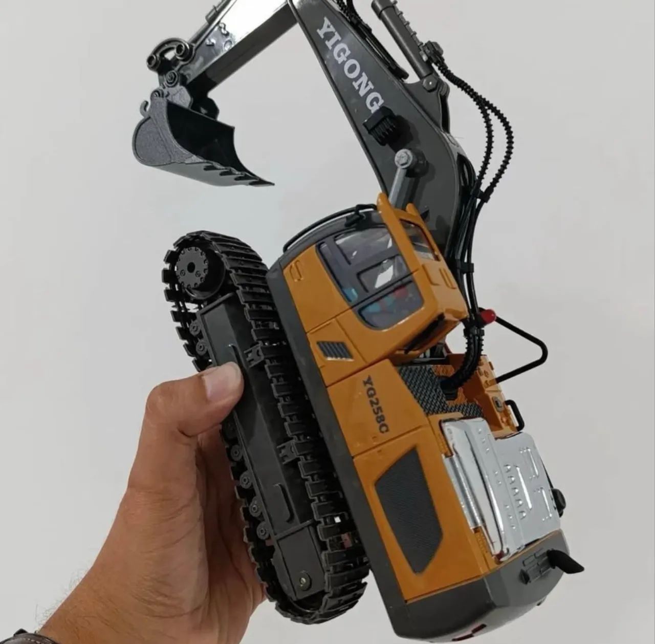 Retro escavadeira controle remoto - Foto 2