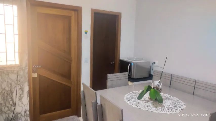 ? Casa ampla com 2 quartos, churrasqueira e móveis planejados - Umbará, Curitiba - PR - Foto 5