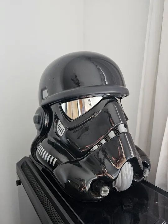 Capacete Stormtrooper Black Edition - Colecionável e Realista!