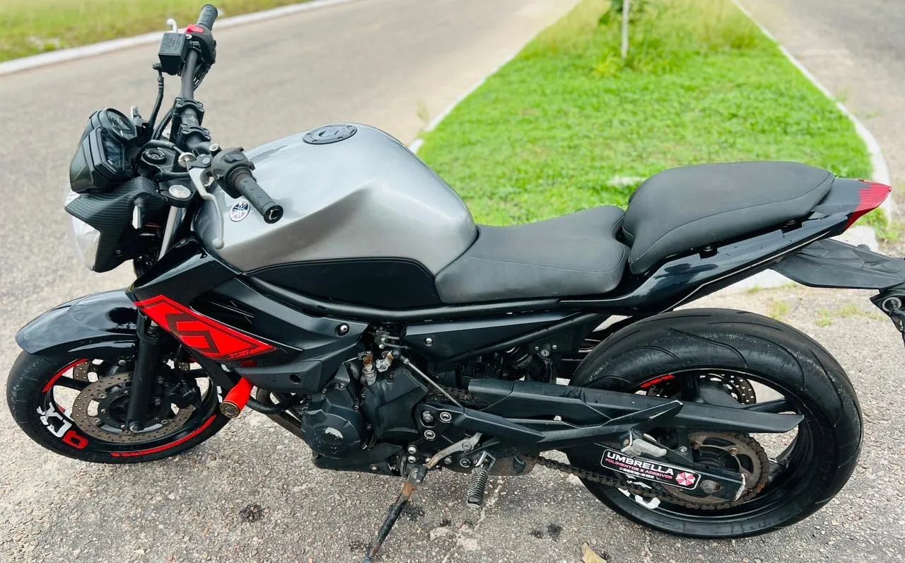 XJ6 2017 - Foto 3