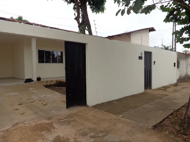 ALUGO CASA NA 206SUL COM 3 QUARTOS