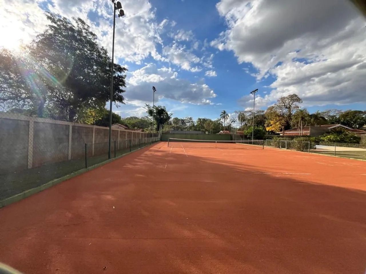 Barão Geraldo - Chácaras Belvedere (Guará) Excelente Chácara com 4 suítes, piscina, sauna  - Foto 6