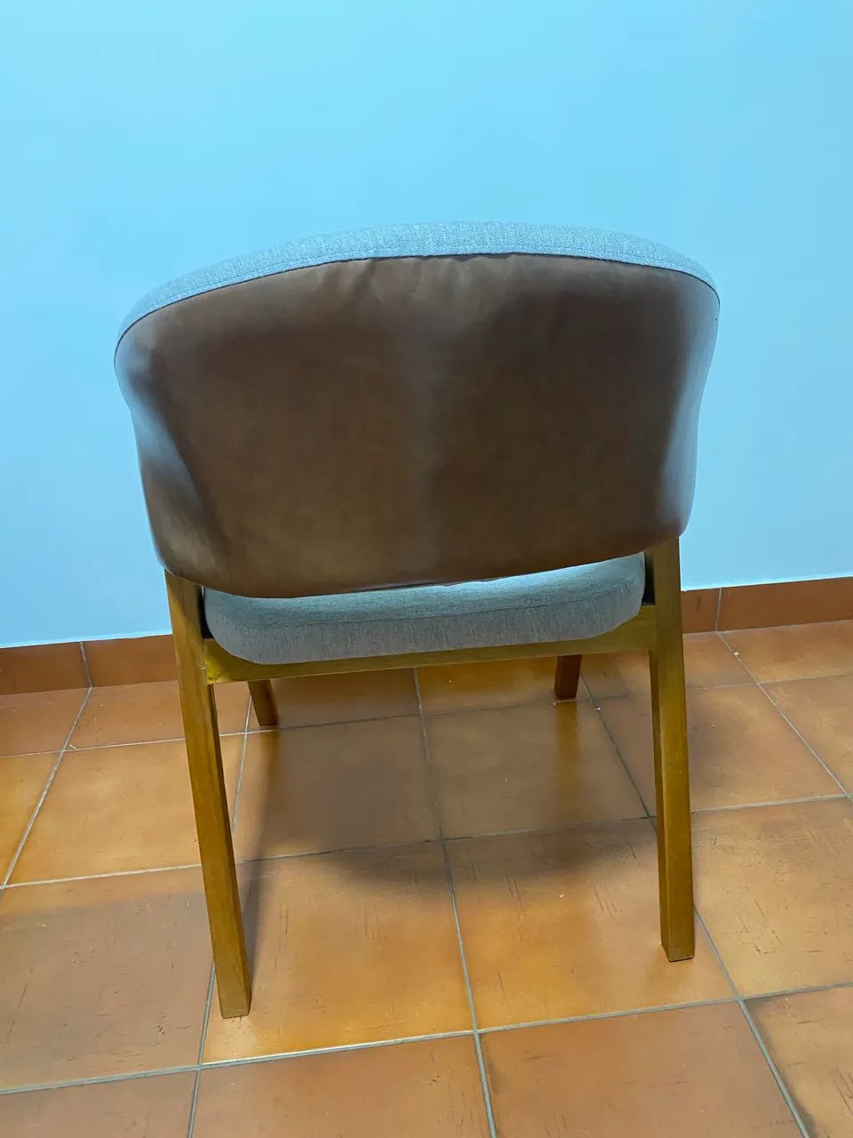 Chairs64175978140931121
