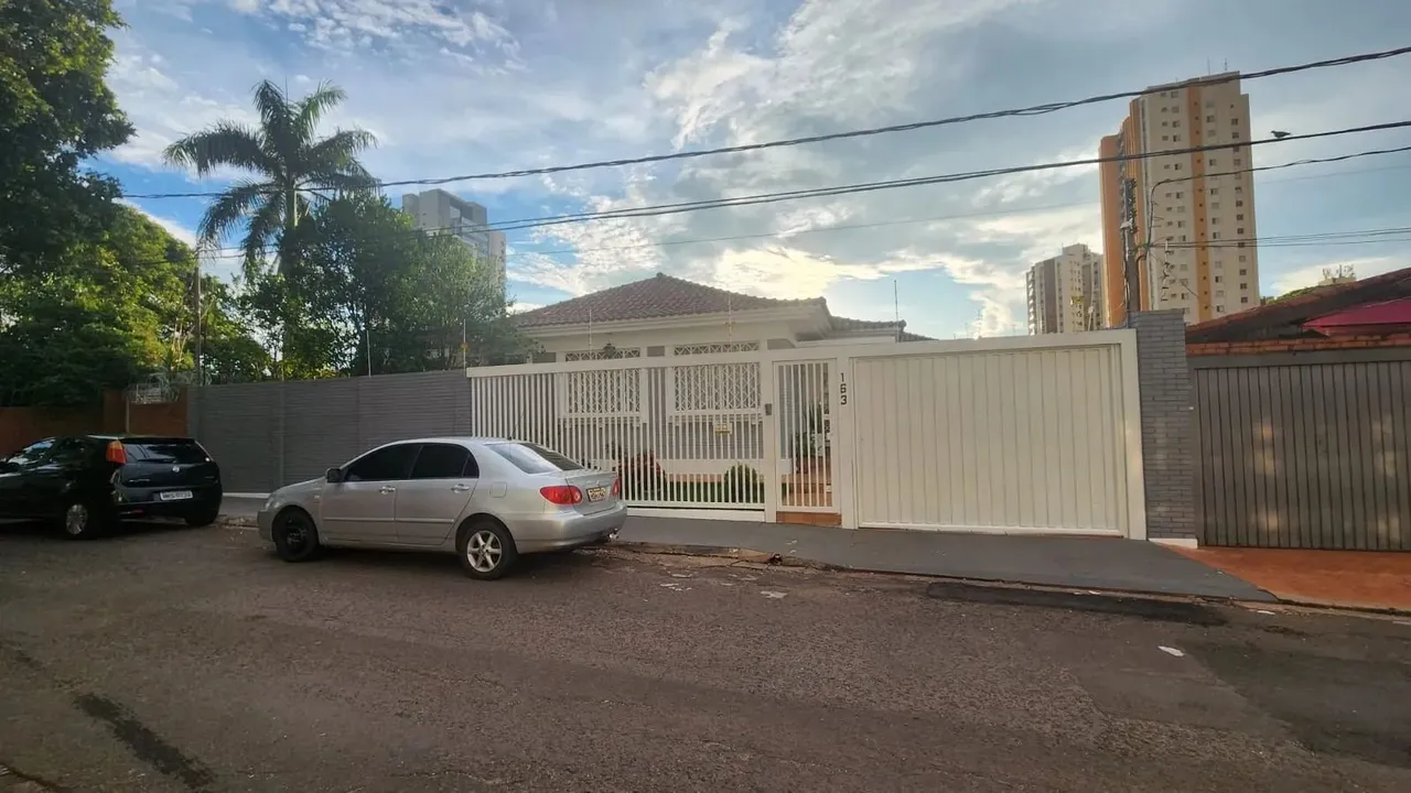 CASA TÉRREA NO JARDIM DOS ESTADOS
