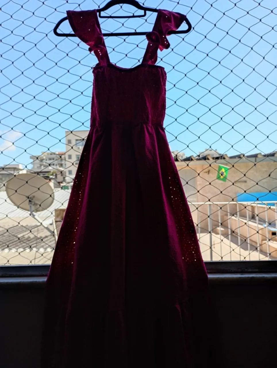  Vestido rosa pink com bordados e alças - Foto 4