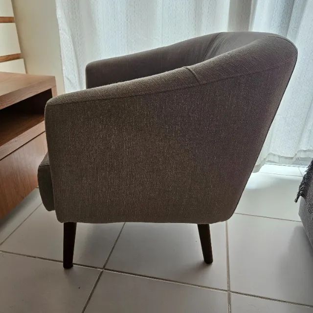 Poltrona de linho em fino acabamento  - Foto 3