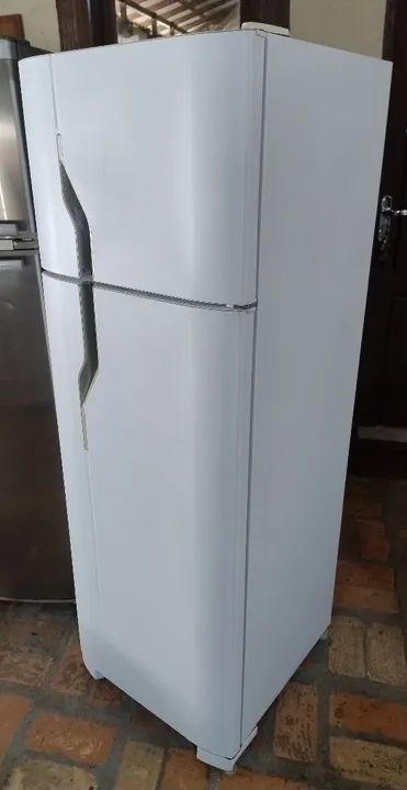 Geladeira. Entrego/ Aceito cartão!! - Foto 3