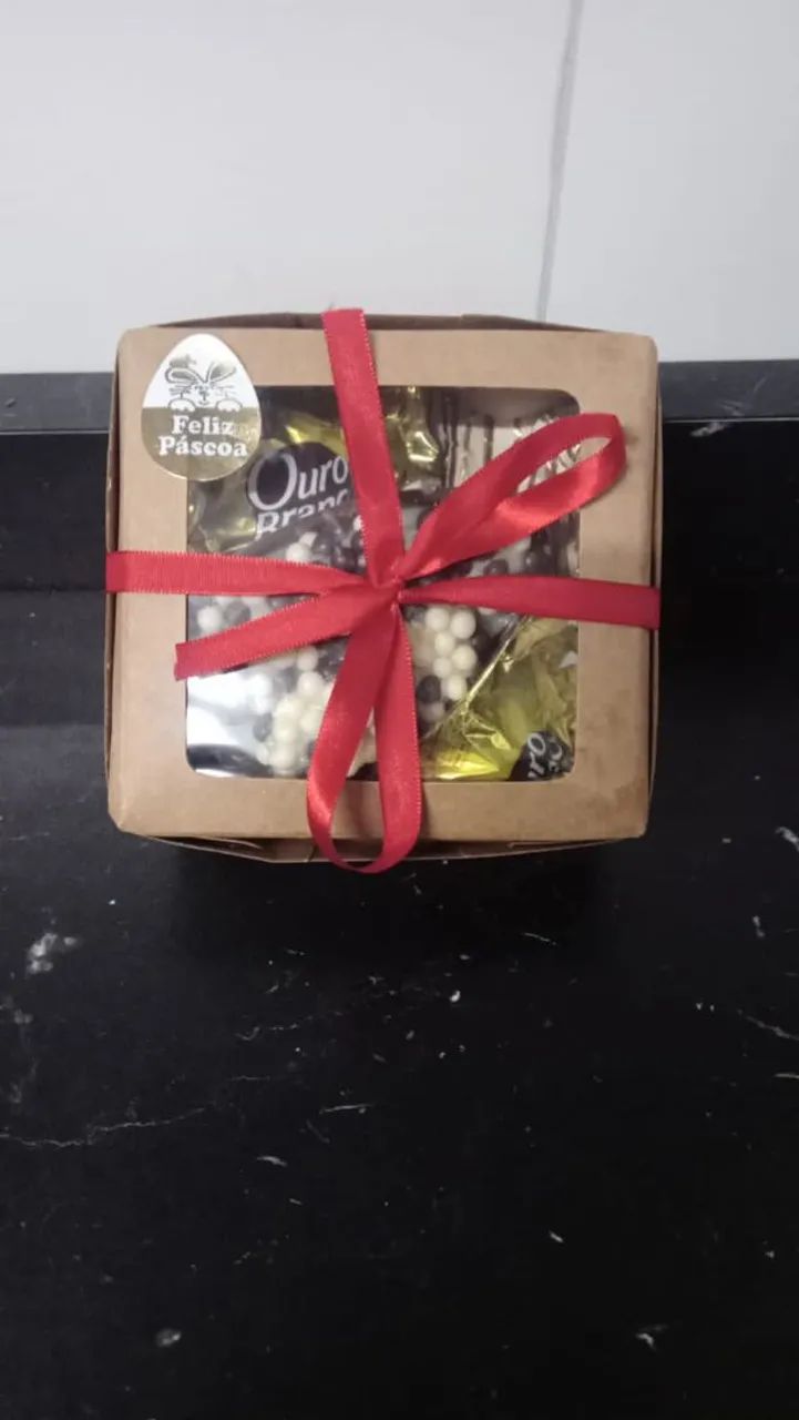 Caixa de presente para Páscoa com chocolates