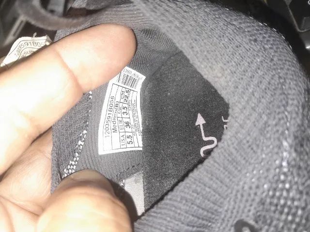 TÊNIS IMPORTADO "BROOKS LEVITATE", CINZA E PRETO, NOVO, ZERO, SEM USO, NA CAIXA! TAM 34 - Foto 2