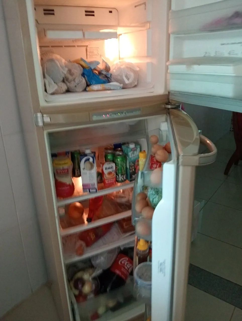 Geladeira Frost Free - Ampla Capacidade - Foto 3