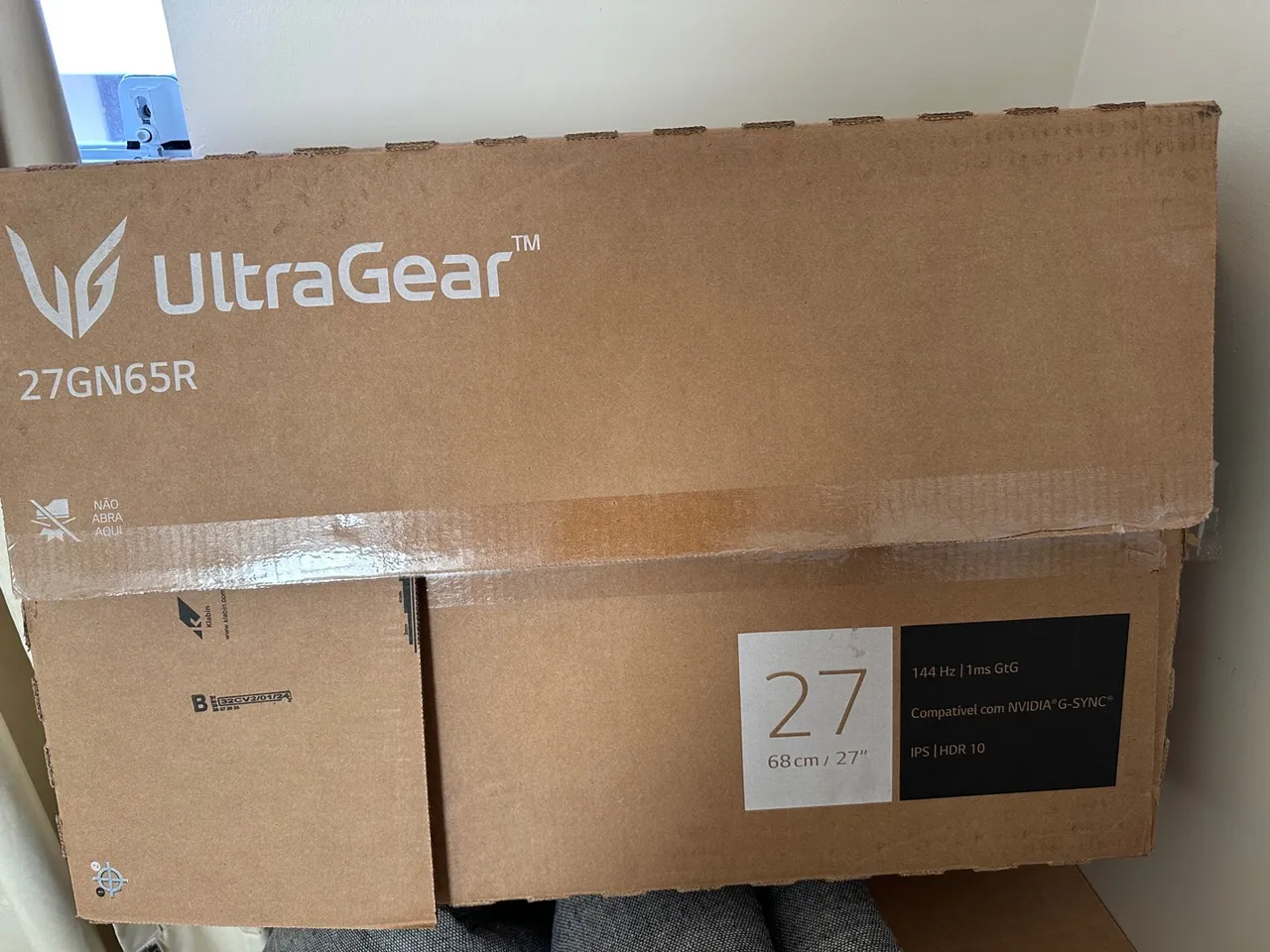 Monitor UltraGear 27