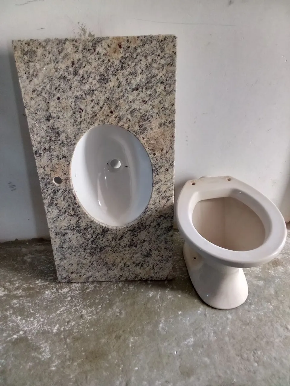 Vendo pia e vaso