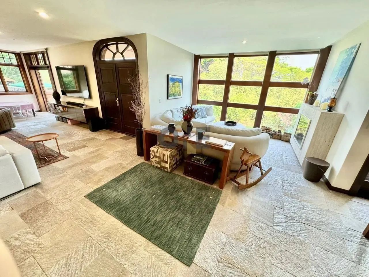 Casa Mobiliada com 4 dormitórios, sendo 2 suítes a venda - Granja Viana - Cotia/SP - Foto 3