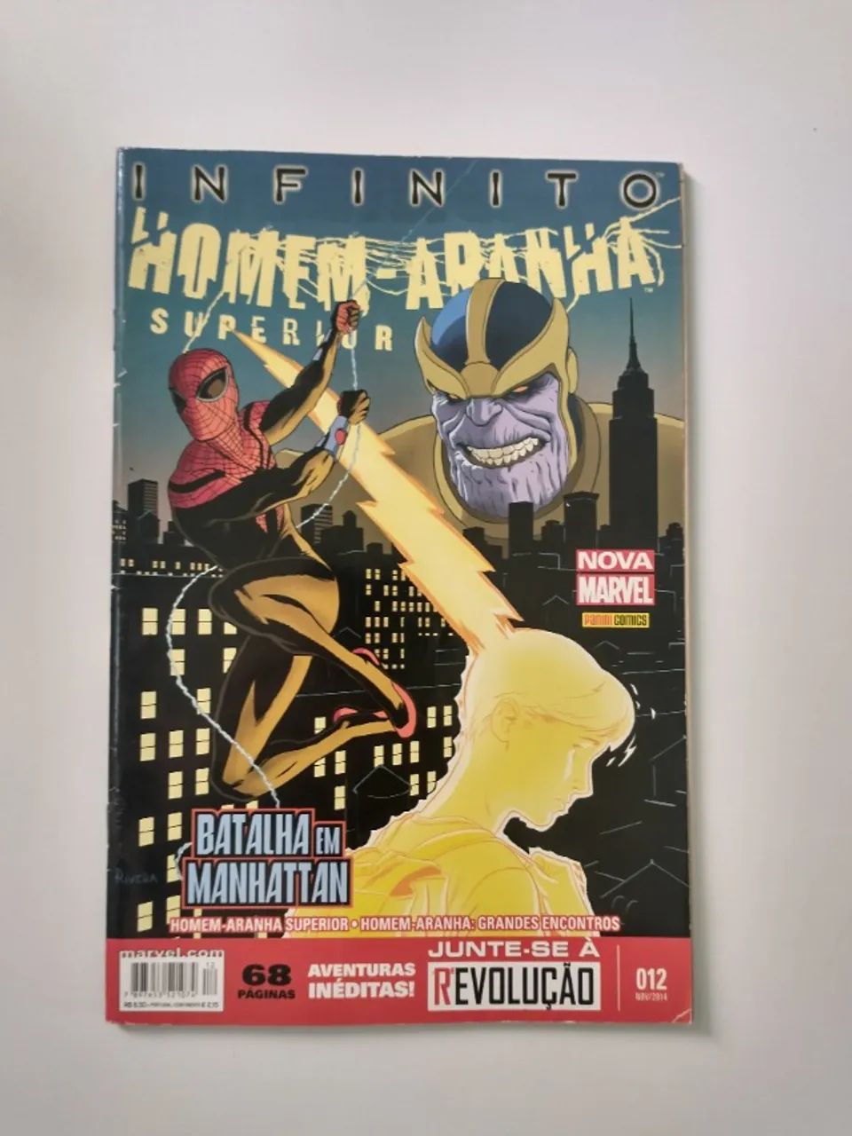 HQ Homem-Aranha Superior "Batalha em Manhattan" 012 NOV/2014