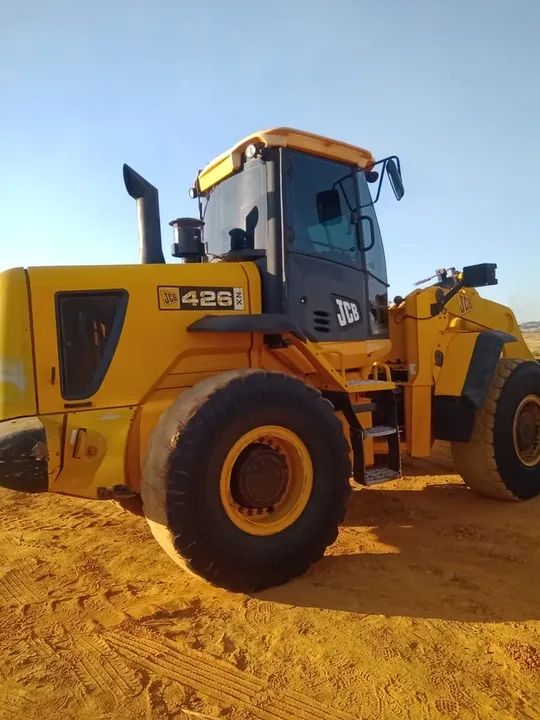 Trator JCB 426