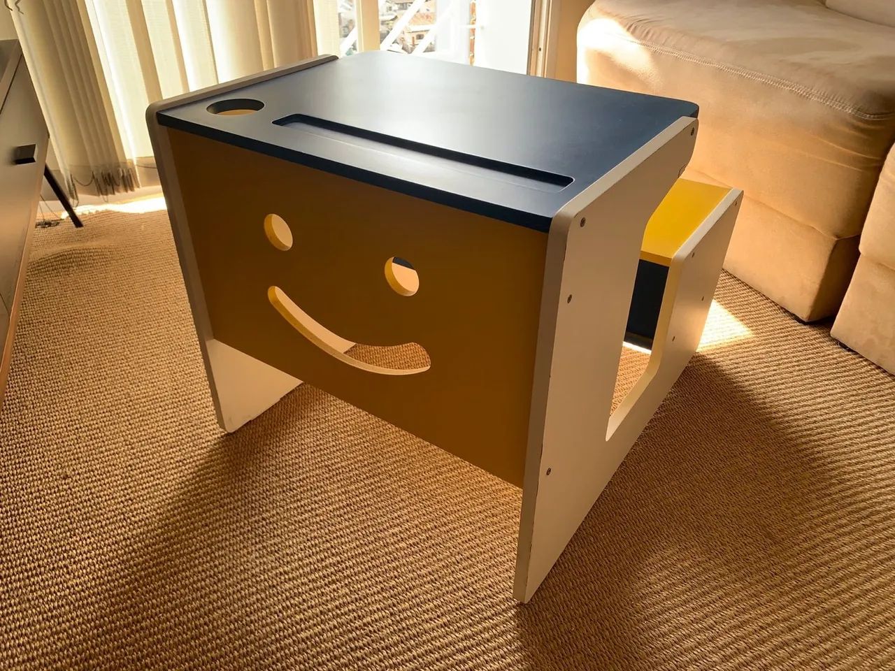 Escrivaninha Infantil Divertida - Design Exclusivo!