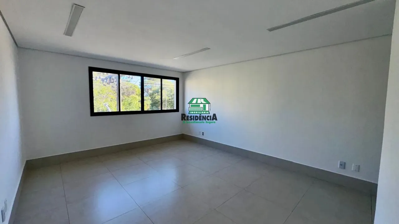 Sala comercial no centro de Anápolis para locação