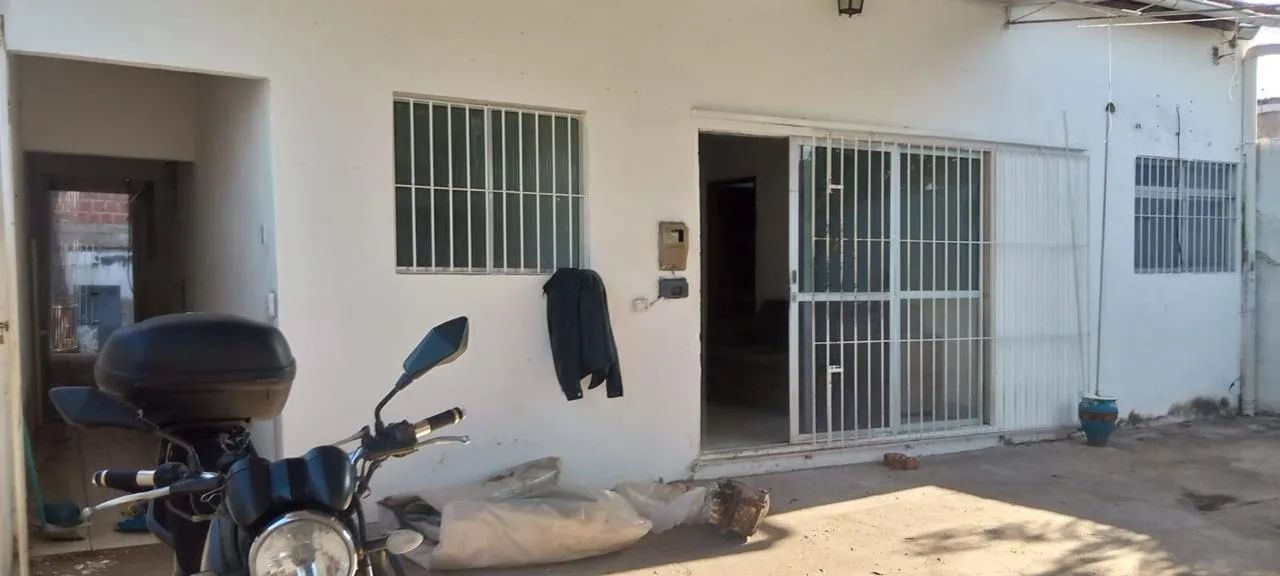 Casa 3 quarios no IPSEP só 300 mil