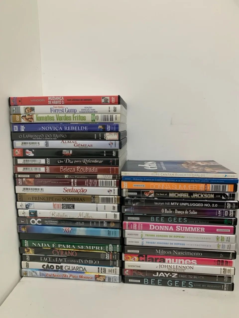Coleção de DVDs - Diversos Filmes e Shows Musicais - Foto 2