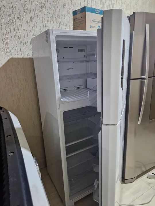 Geladeira Duplex Branca - Ótimo Estado