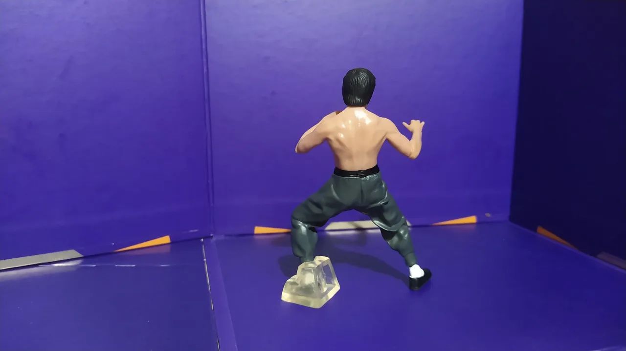 Boneco Bruce Lee - Filme O Dragão Ataca - Foto 2