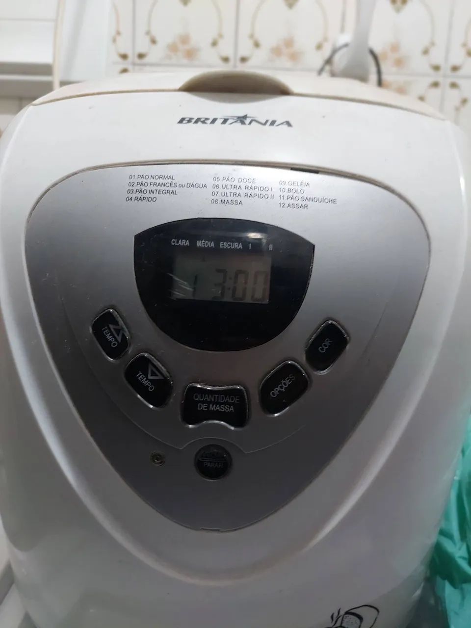 Panificadora Britânia 220v 