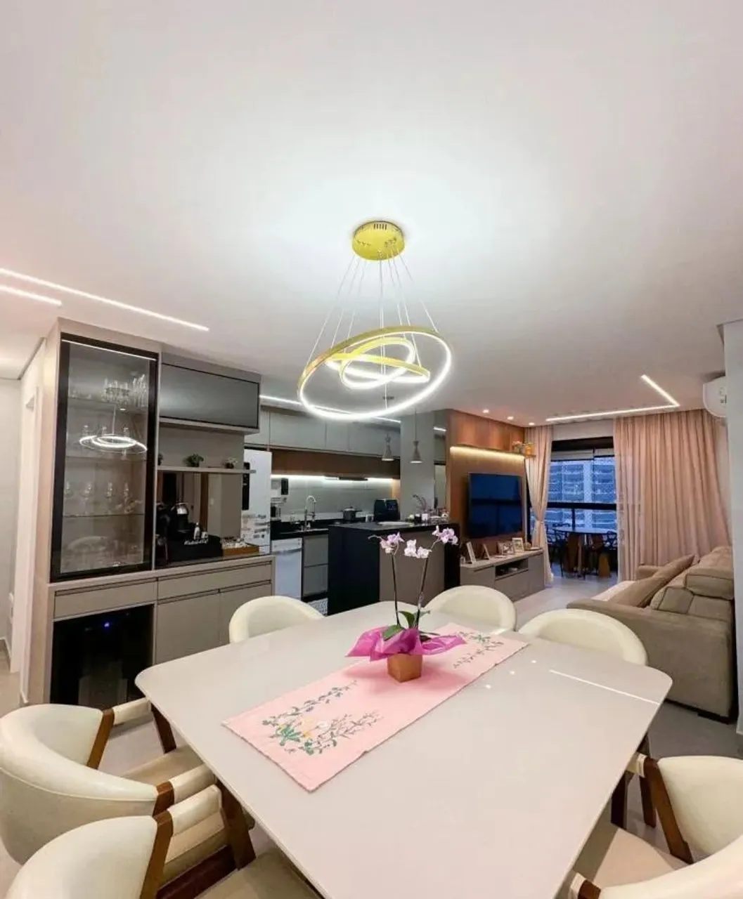 Apartamento para Venda em Praia Grande, Canto Do Forte, 3 dormitórios, 3 suítes, 2 banheir
