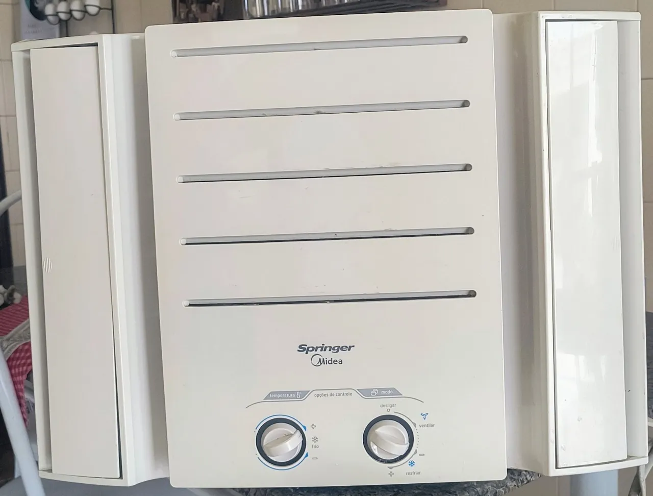 Ar-Condicionado Janela Manual Springer Midea QCK078BB 7.500 BTUs Só Frio 127V