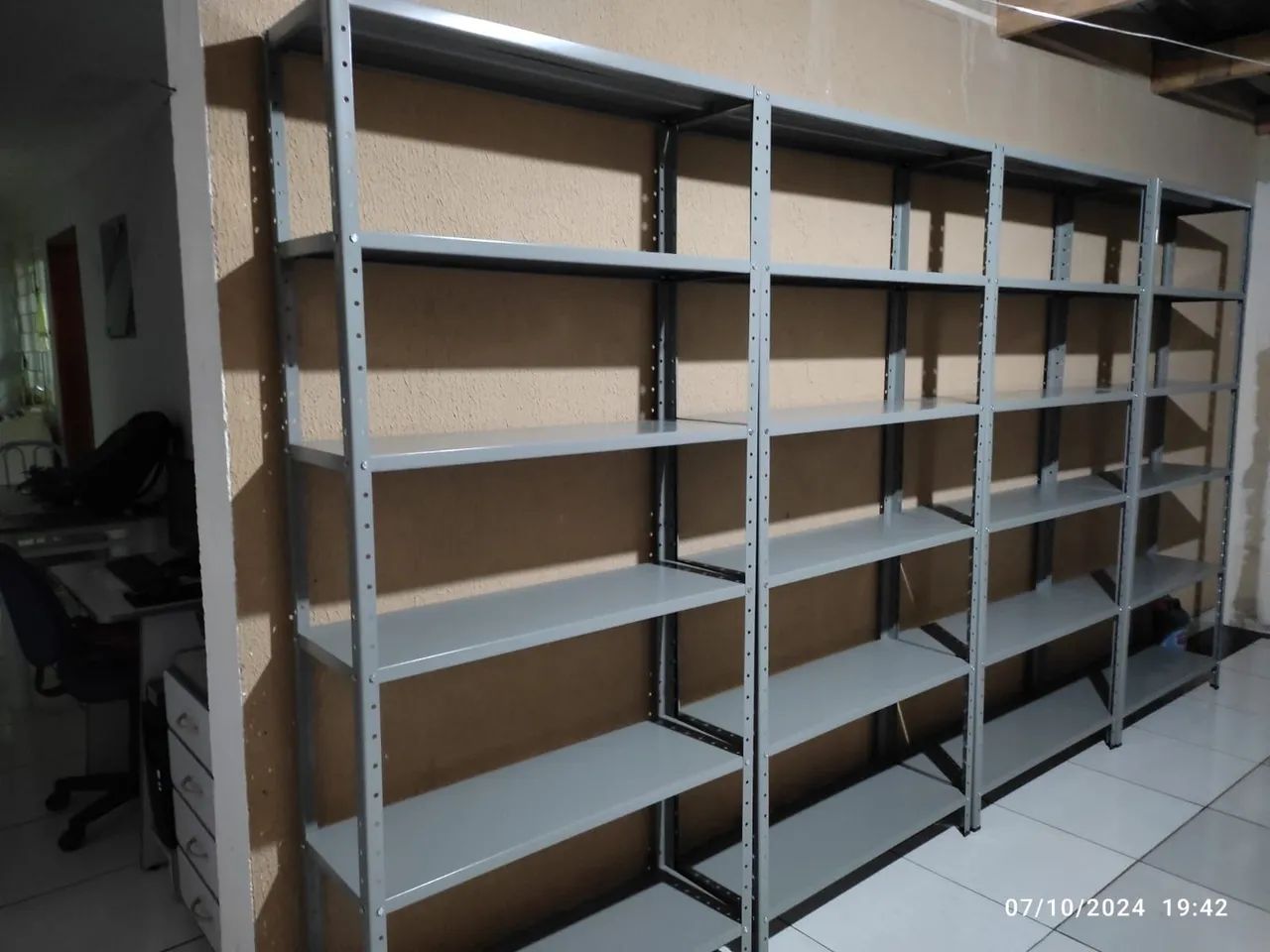 Prateleira de aço F.R.G