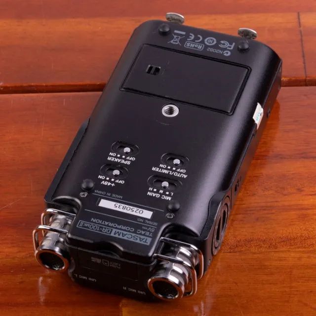 Gravador Tascam DR-100 mkII (Usado) | Sistema de Bateria Dupla | Feito para Profissionais - Foto 3