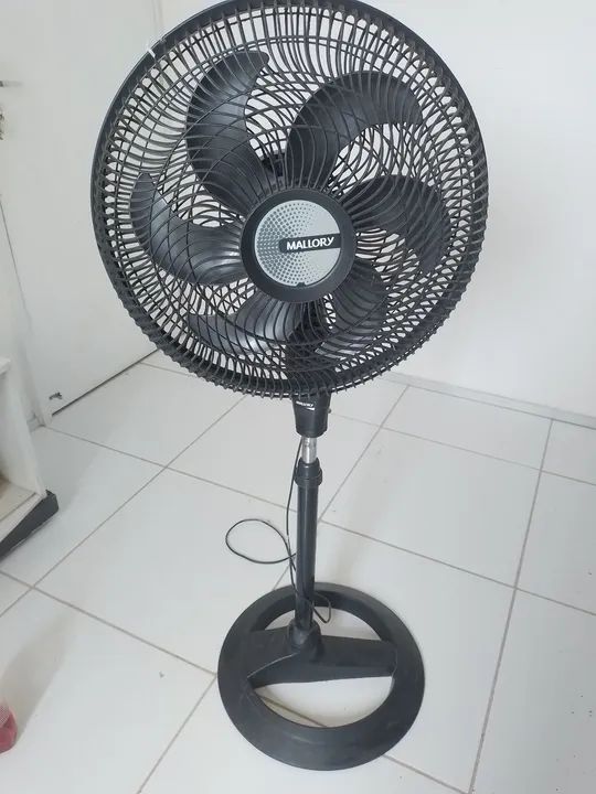 Ventilador de Piso Mallory